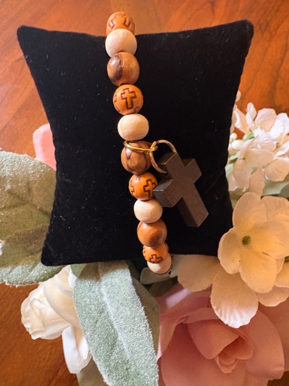 Bethlehem Olive Wood – Cross Charm Faith